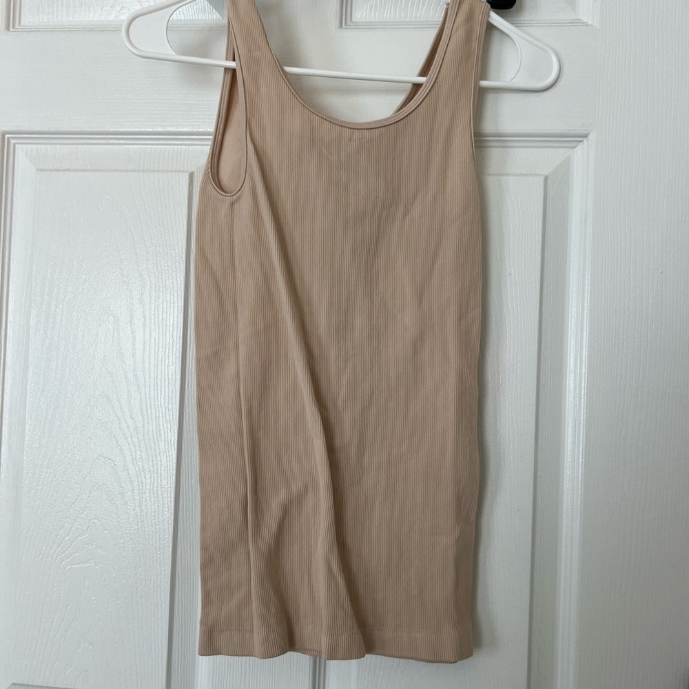 Tank top - Picture 3 of 3